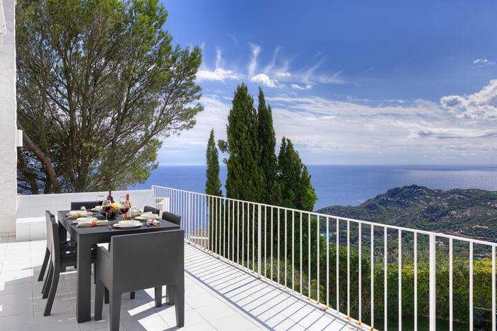 el colomar – villa with sea views and private pool gallery image 5