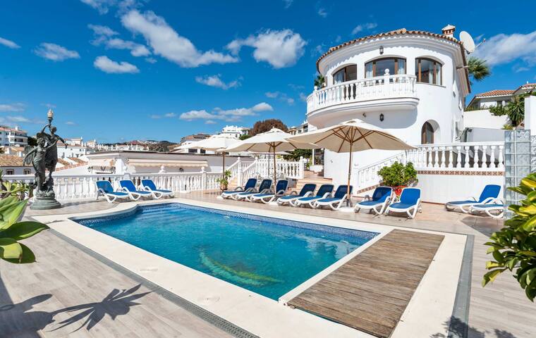 Costarentals managed Airbnb listing 2