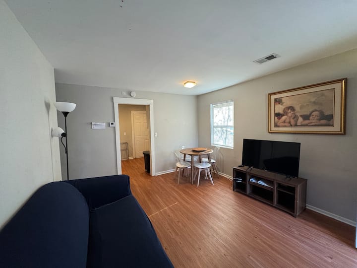Simple 3br In A Working-class Neighborhood - North Charleston, SC