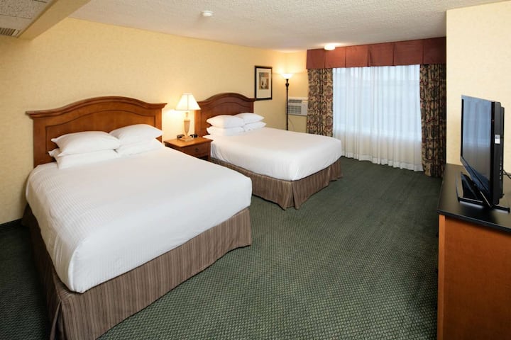 Stylish Room Near Downtown Eureka & Scenic Harbor - Eureka