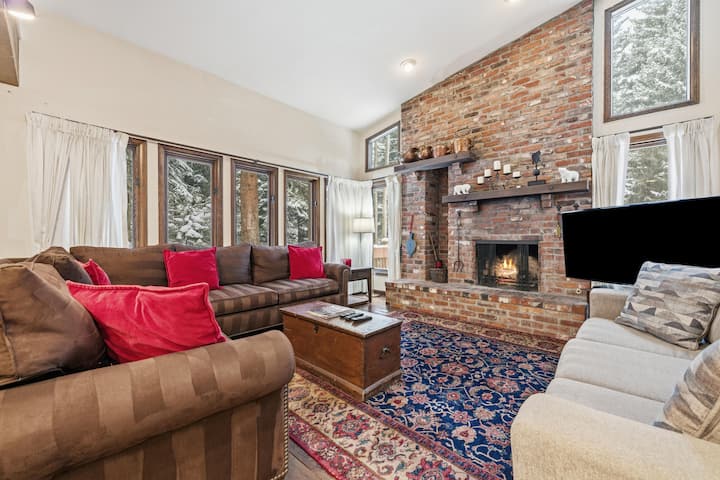Private Home On Vail Mountain | 324 Beaver Dam - Vail, CO