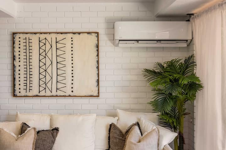 Markwell Surf · Courtyard Stay Steps From Beach - Gold Coast