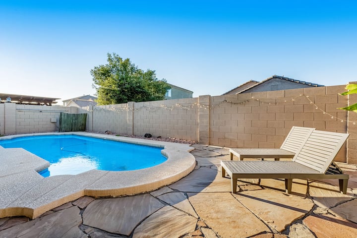 Stunning 3br | Private Pool | Patio | W/d - Peoria, AZ