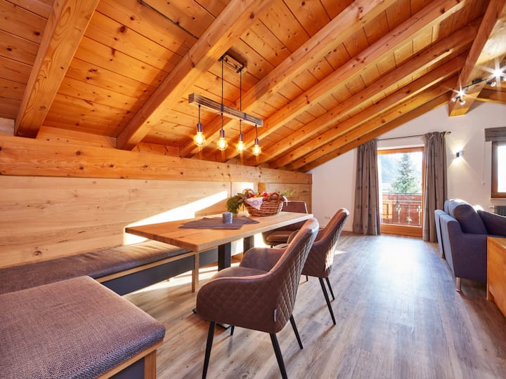 Wohnung In Garmisch-partenkirchen By Interhome - Grainau