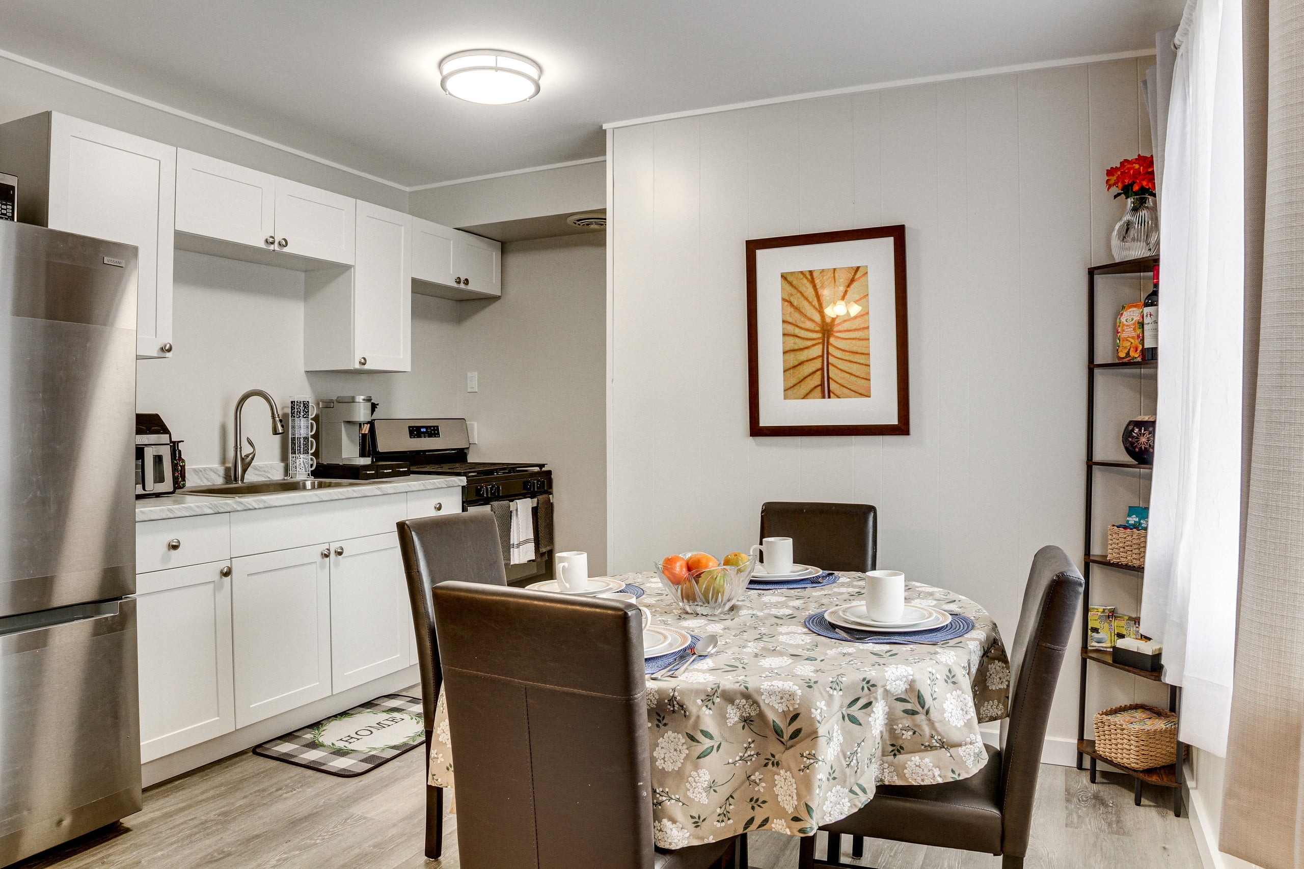 Condo in Hilo · ★4.88 · 2 bedrooms · 3 beds · 1 private bath - Image 3