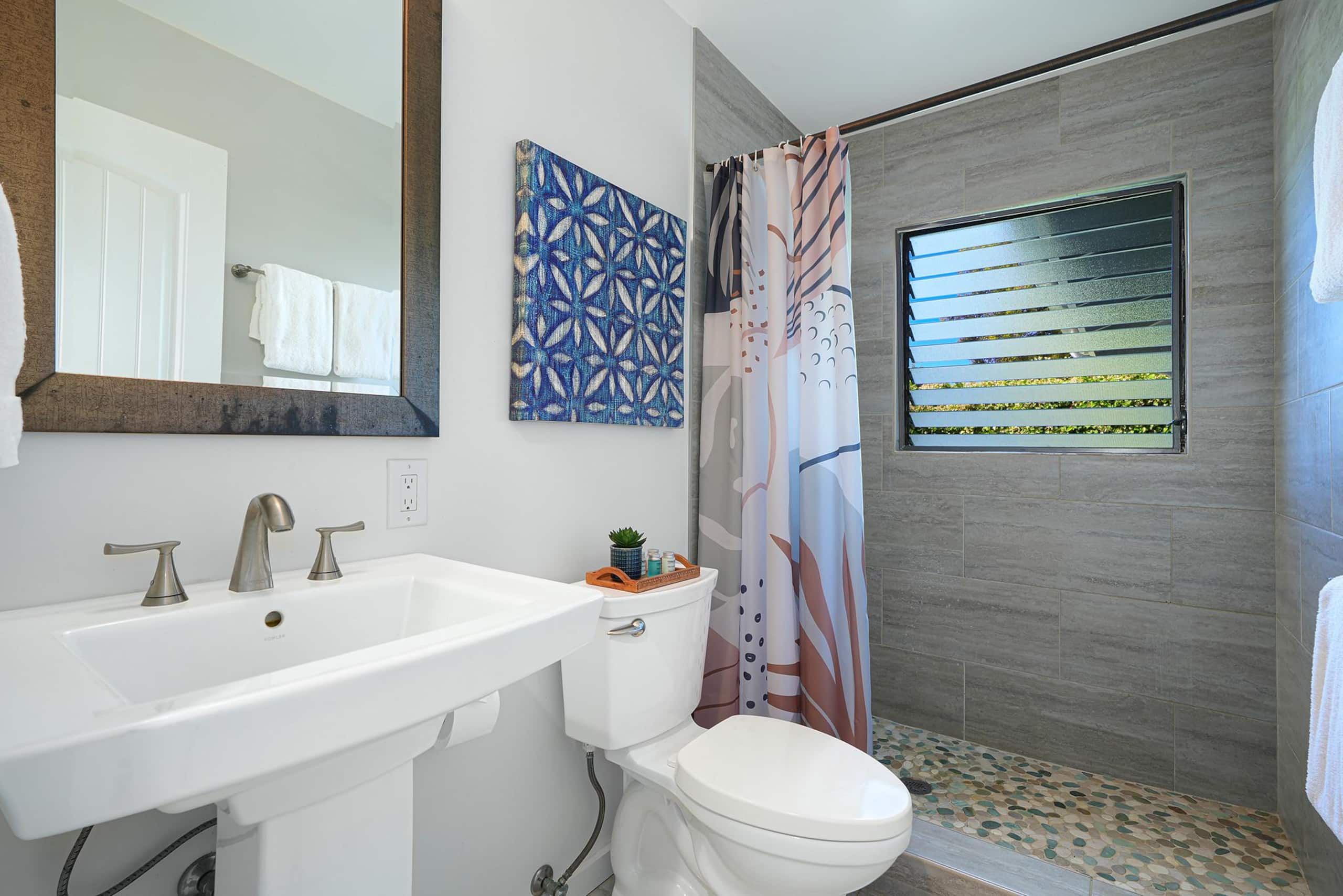 Home in Princeville · ★4.83 · 4 bedrooms · 5 beds · 3 private baths - Image 14