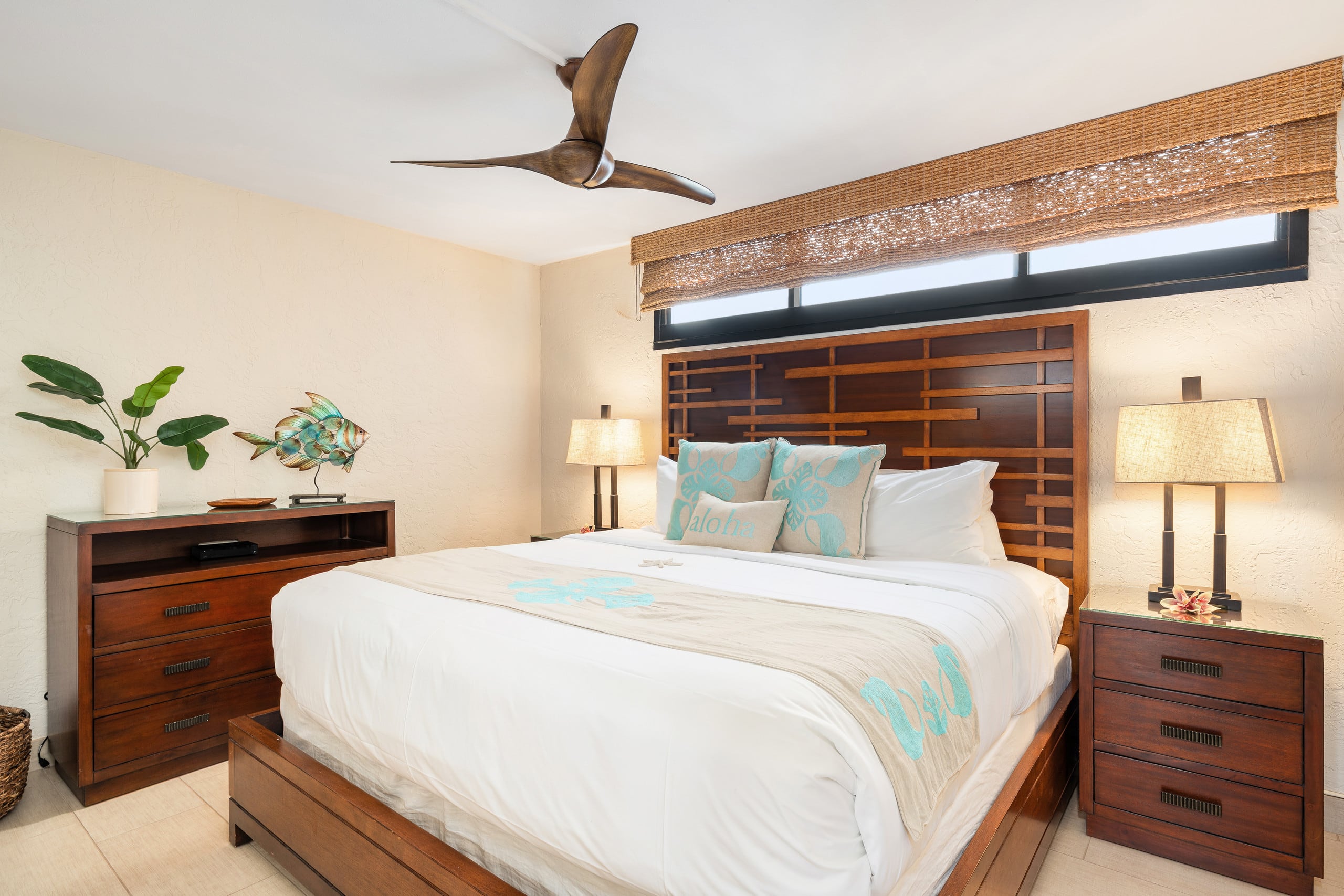 Condo in Lahaina · ★4.89 · 1 bedroom · 2 beds · 1 bath - Image 21