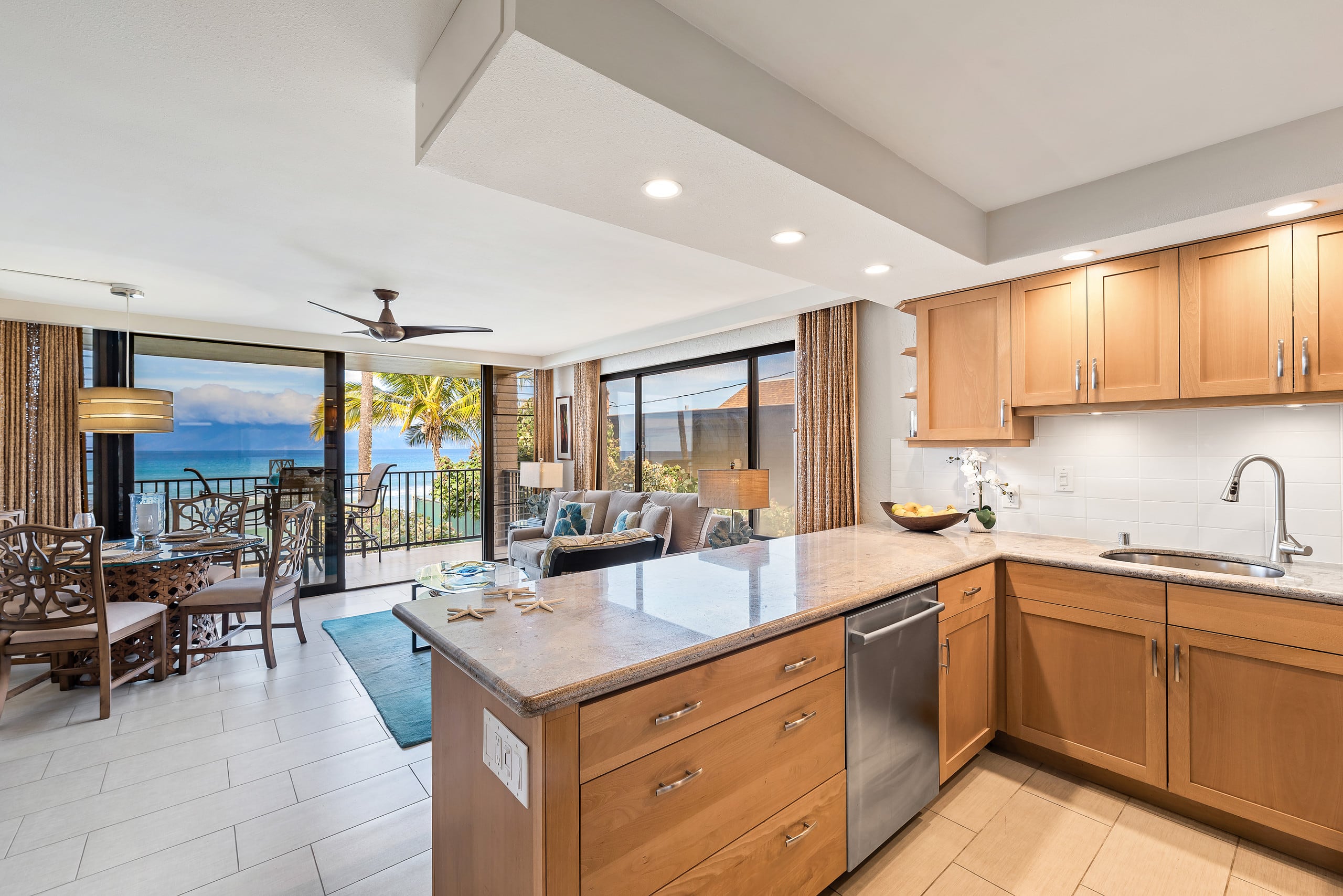 Condo in Lahaina · ★4.89 · 1 bedroom · 2 beds · 1 bath - Image 10