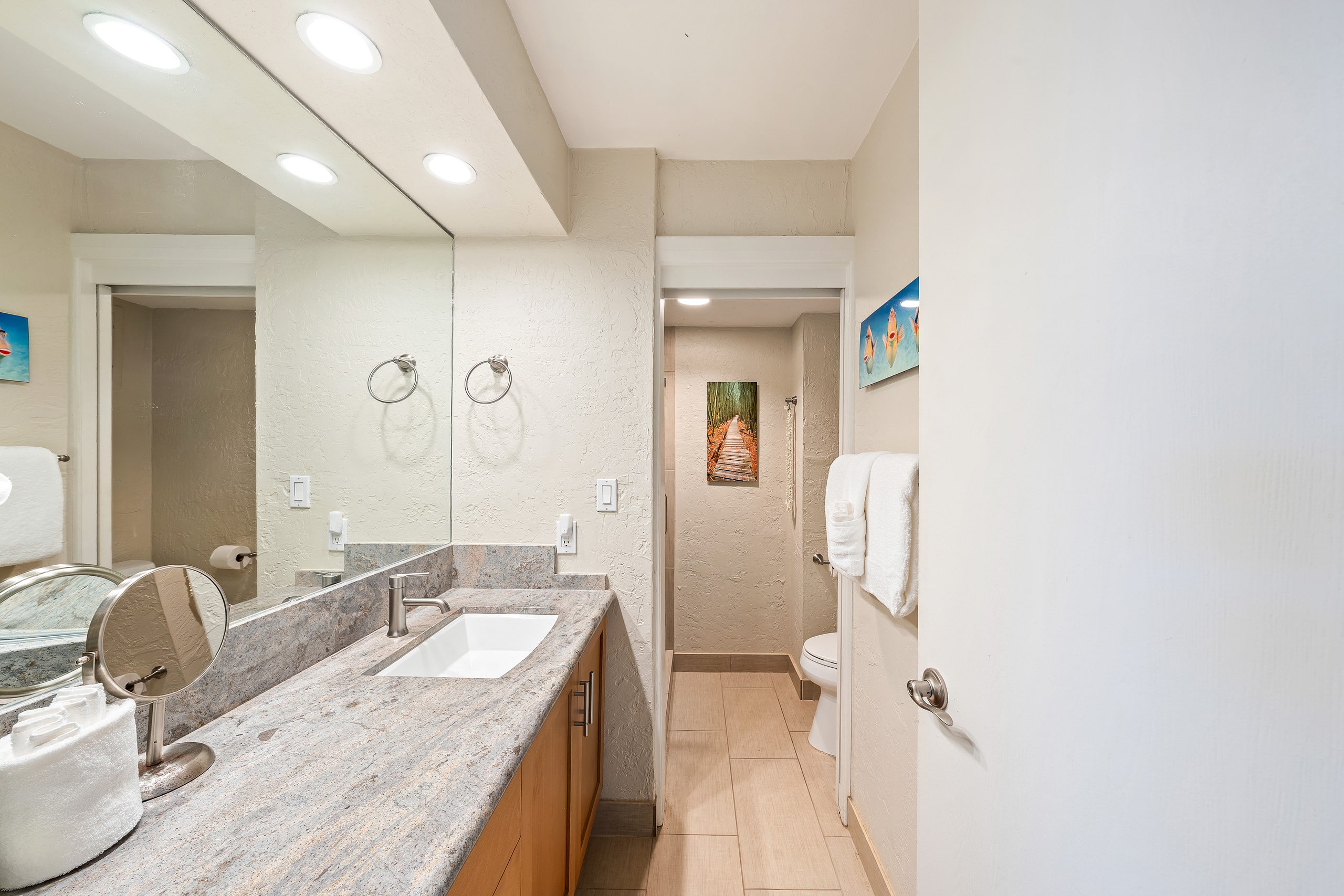 Condo in Lahaina · ★4.89 · 1 bedroom · 2 beds · 1 bath - Image 25