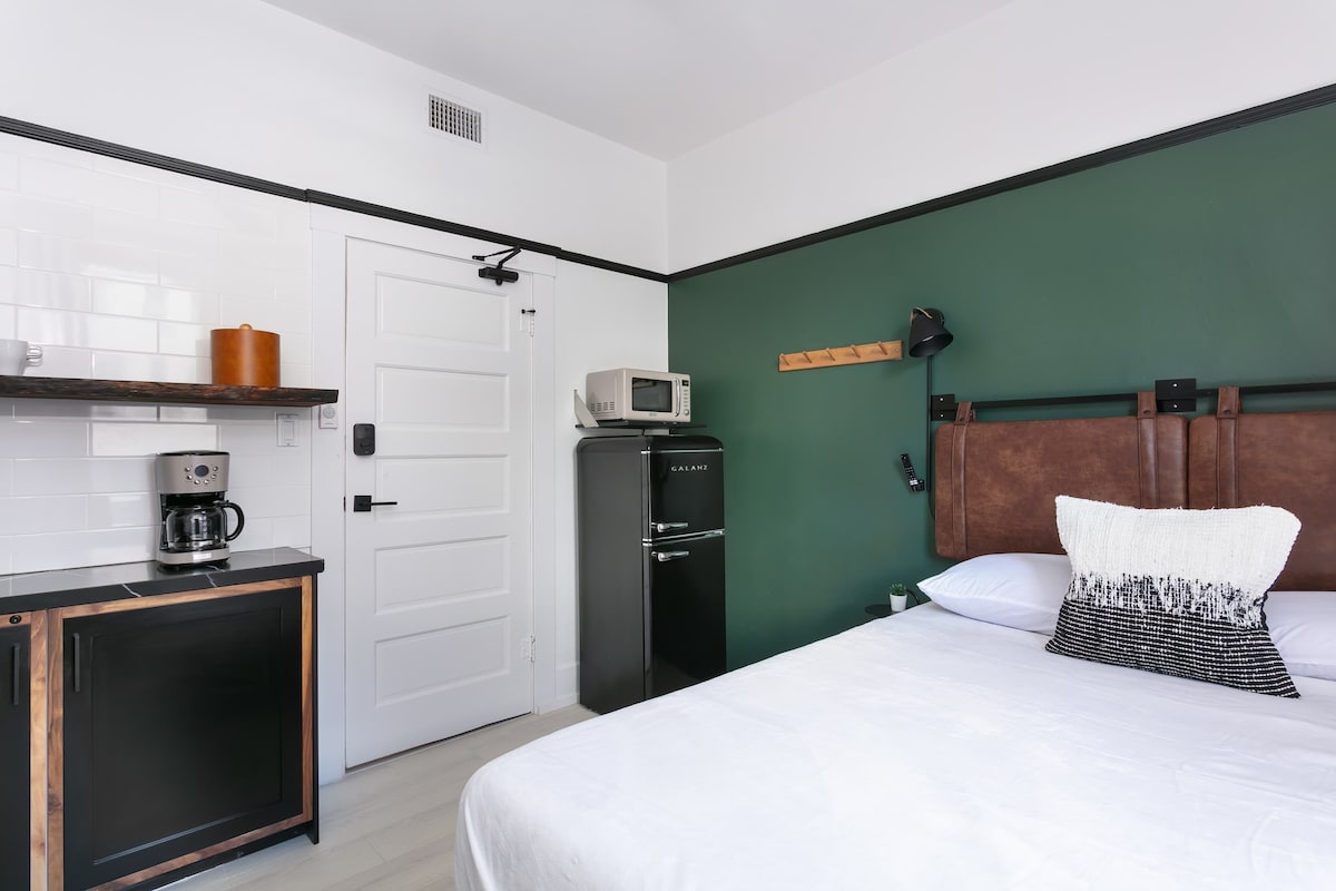 Airbnb Gaslamp San Diego