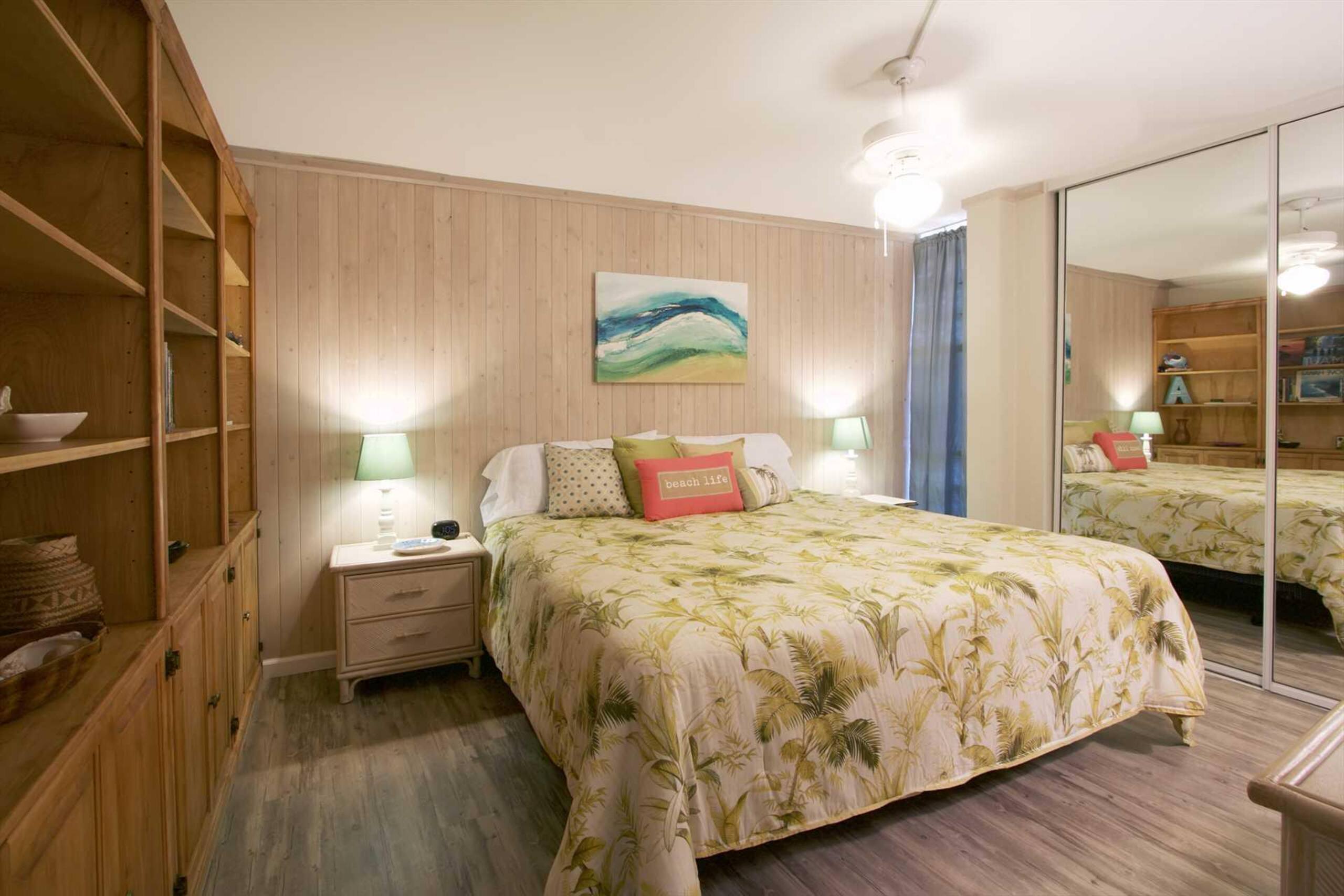 Condo in Maalaea · ★4.76 · 1 bedroom · 2 beds · 1 private bath - Image 17
