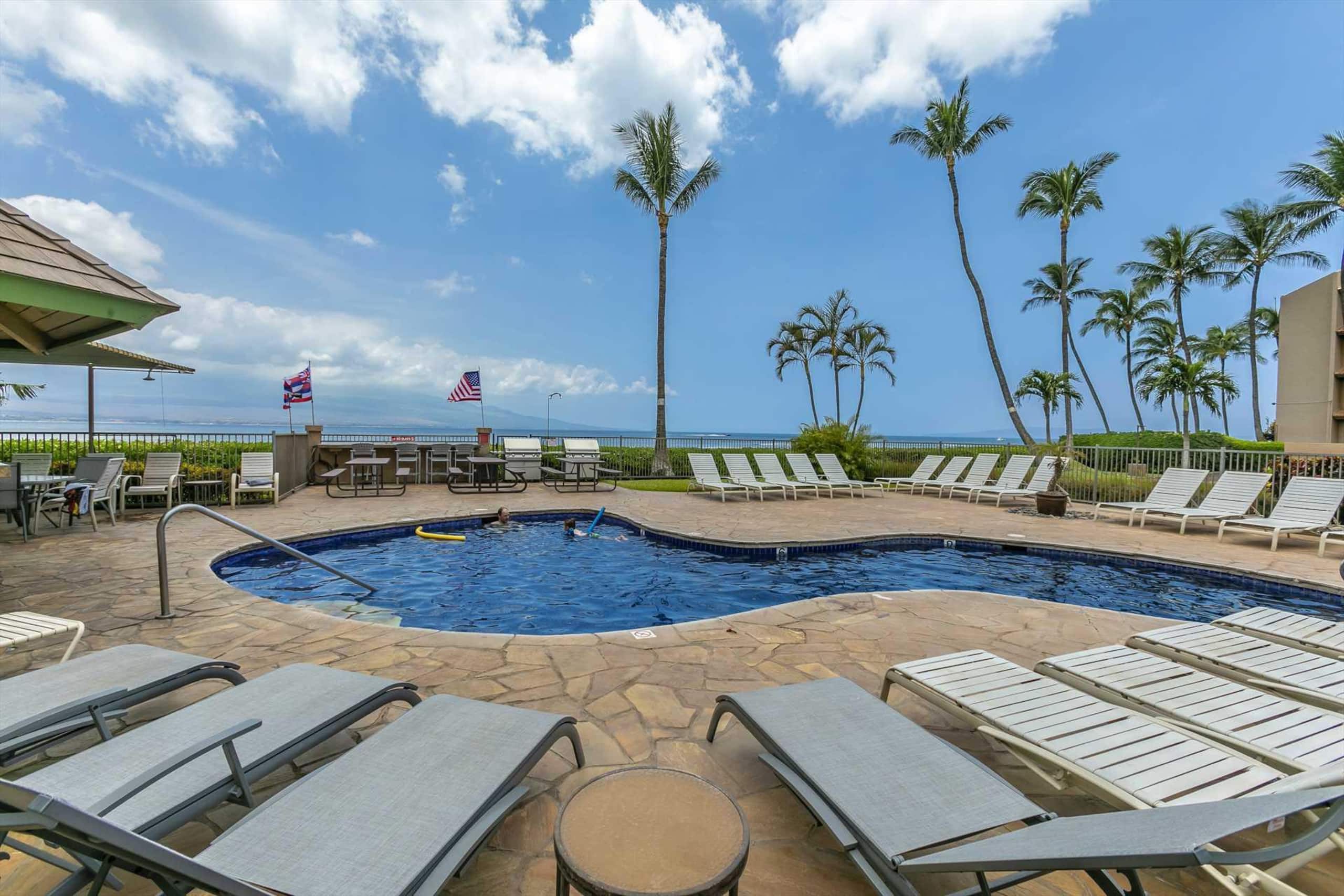 Condo in Maalaea · ★4.76 · 1 bedroom · 2 beds · 1 private bath - Image 29