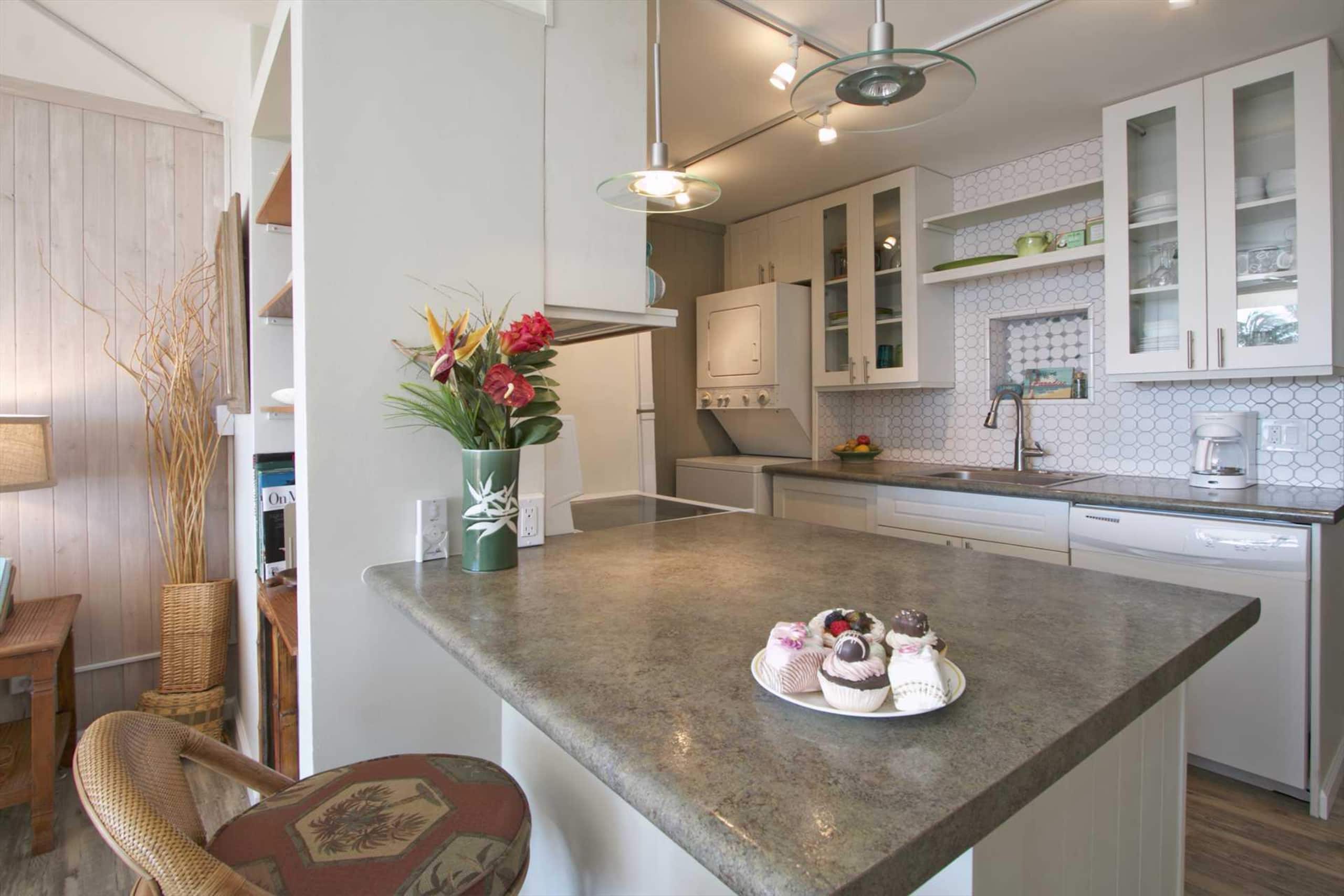 Condo in Maalaea · ★4.76 · 1 bedroom · 2 beds · 1 private bath - Image 11