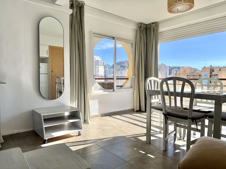 2 Bedroom Apartment With Pool In Mobydick - Benidorm