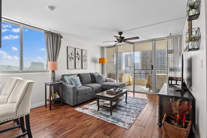 Heart Of Ala Moana|w/d, Ac, Free Parking - Honolulu, HI