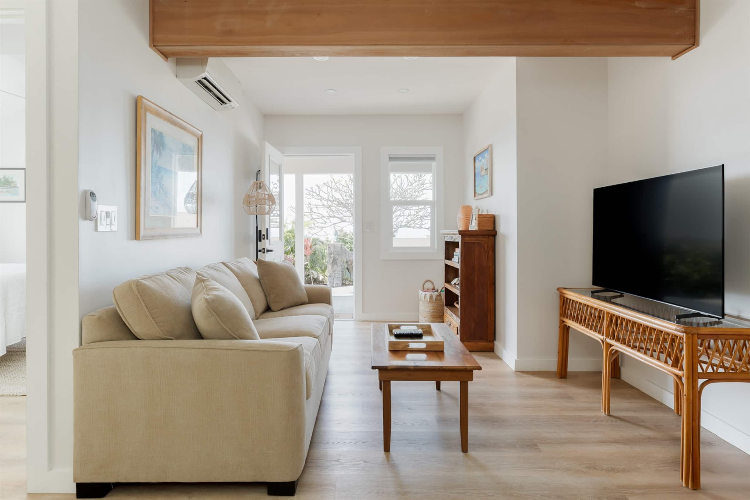 Hale Iki • AC • Cozy Ocean View • Sleeps 4 - Photo 6