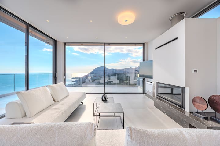 Zeus Villa, Luxury Sea-view Escape Near Plakias. - Grekland