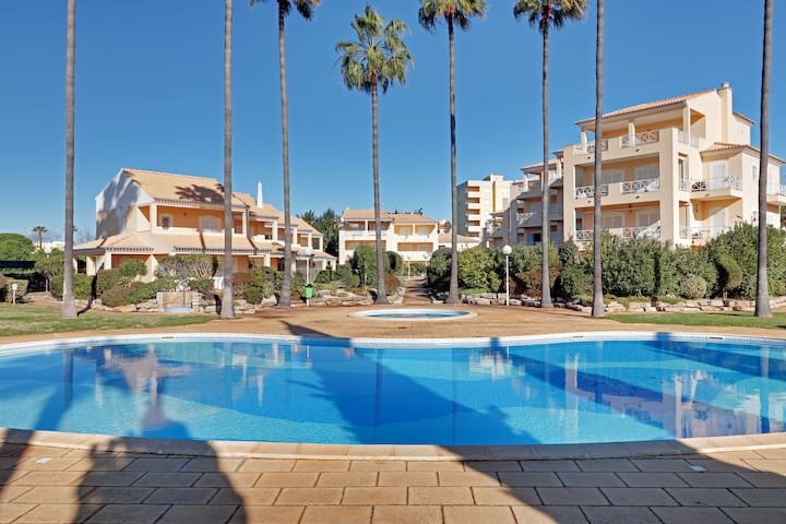 Las Palmas Vilamoura - Apartments for Rent in Quarteira, Faro District,  Portugal - Airbnb