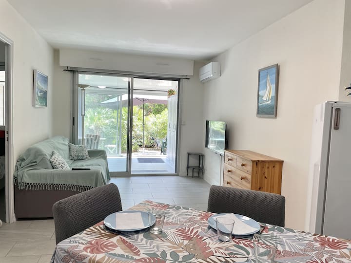 Appartement Climatisé Avec Loggia 2 Pièces 4 Per - Sanary-sur-Mer