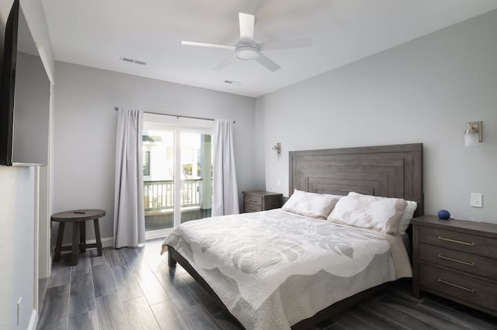 Luxury Condo With Sauna, Theater, Elevator, Gamerm - Kill Devil Hills, NC