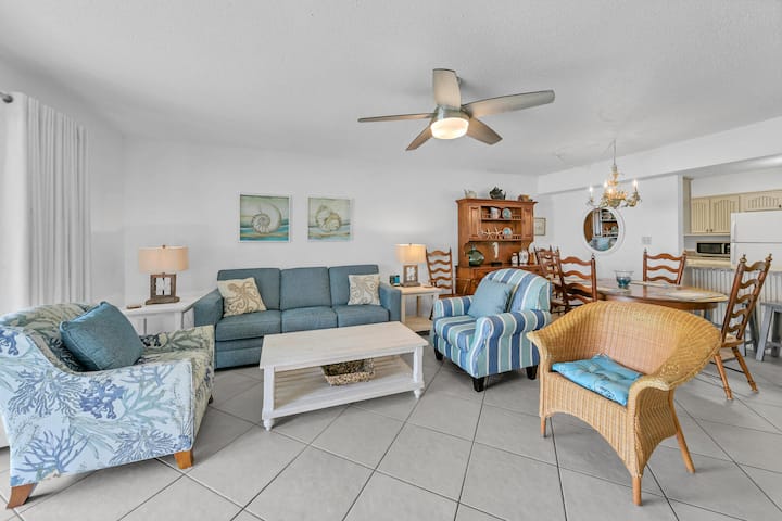 Private Beach Access | Free Seasonal Activities | Chateau La Mer 2b! - Destin, FL