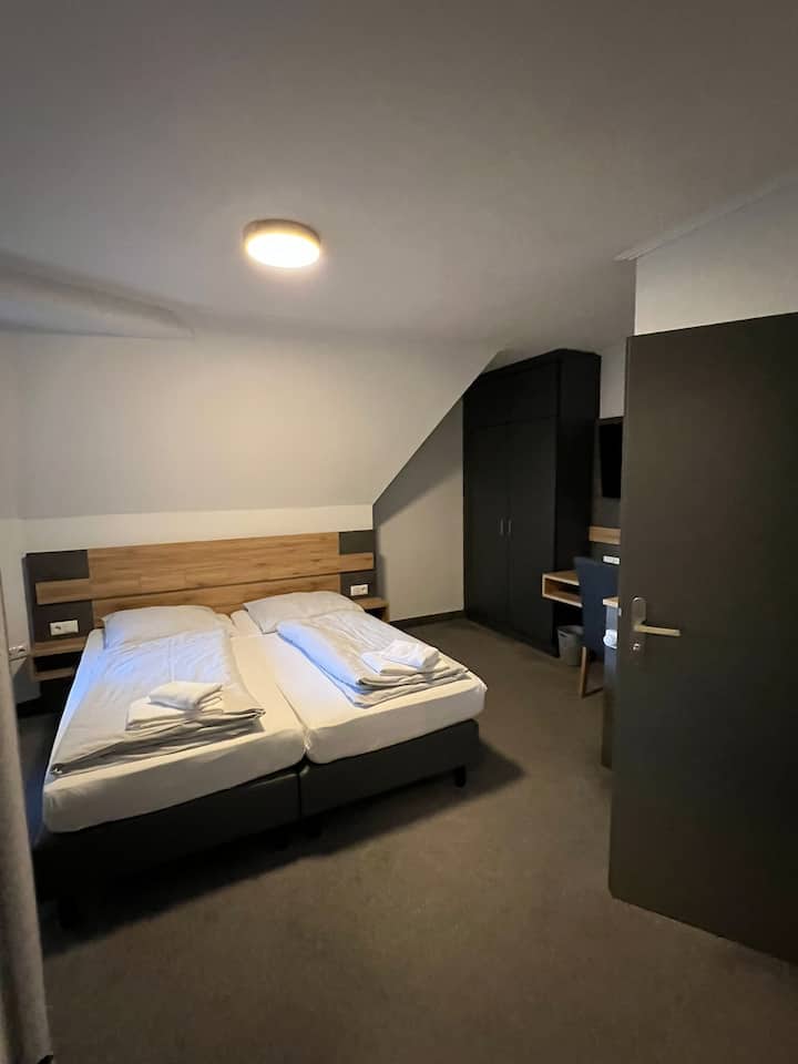 Triple-salle De Bain Privée - Seevetal