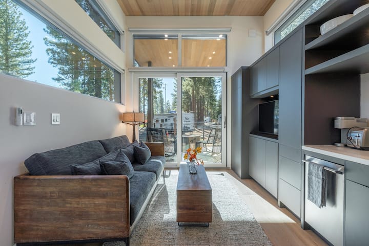 Adventure Cabin - Truckee, CA