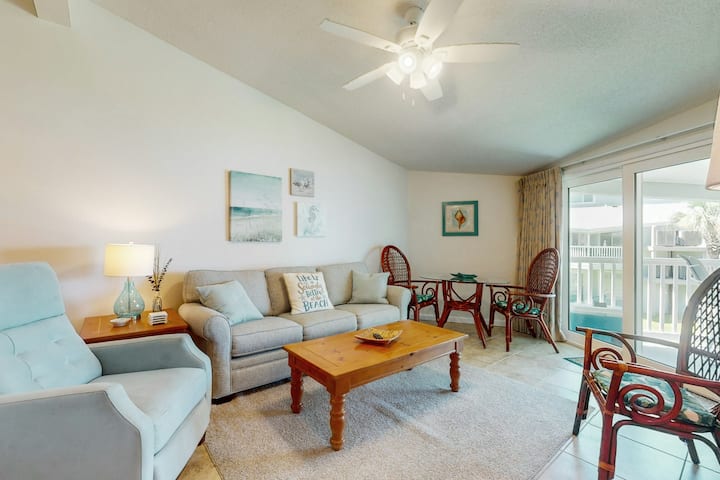 Gorgeous 1br Bayview | Balcony | - Pensacola Beach, FL