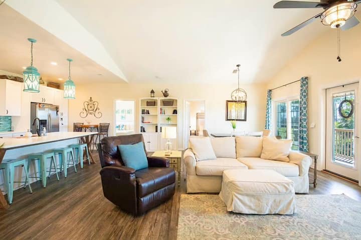 3 Br Home, Outdoor Living, Waterview - Cape San Blas, FL