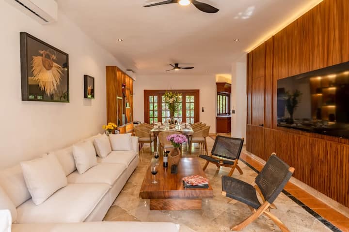 Brand New 4br Villa W/ Private Pool & Fast Wi-fi - Cancún