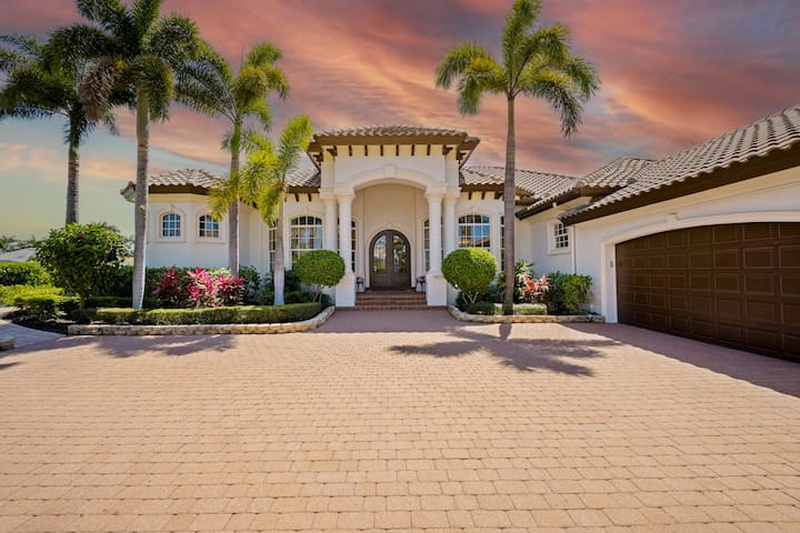 Guest favorite listing in Marco Island