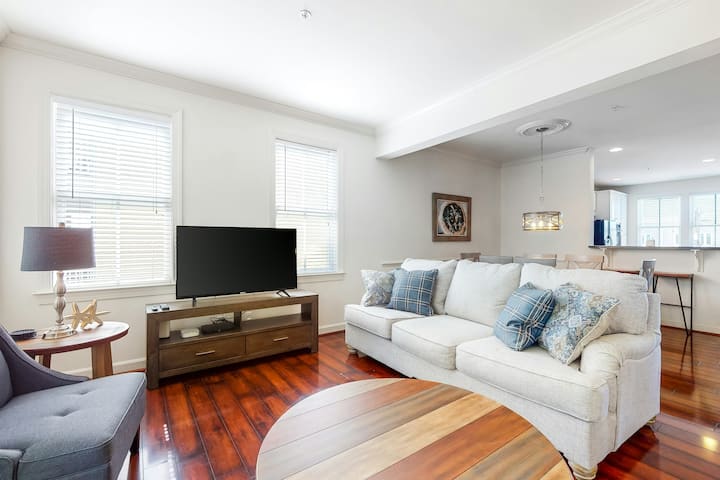 Beachside High-rise With Pools & Private Access - Ocean City