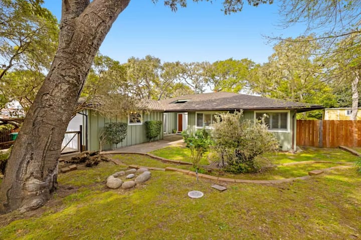 Pebble Beach-near Beach And Golf-cute And Cozy. - Pacific Grove, CA