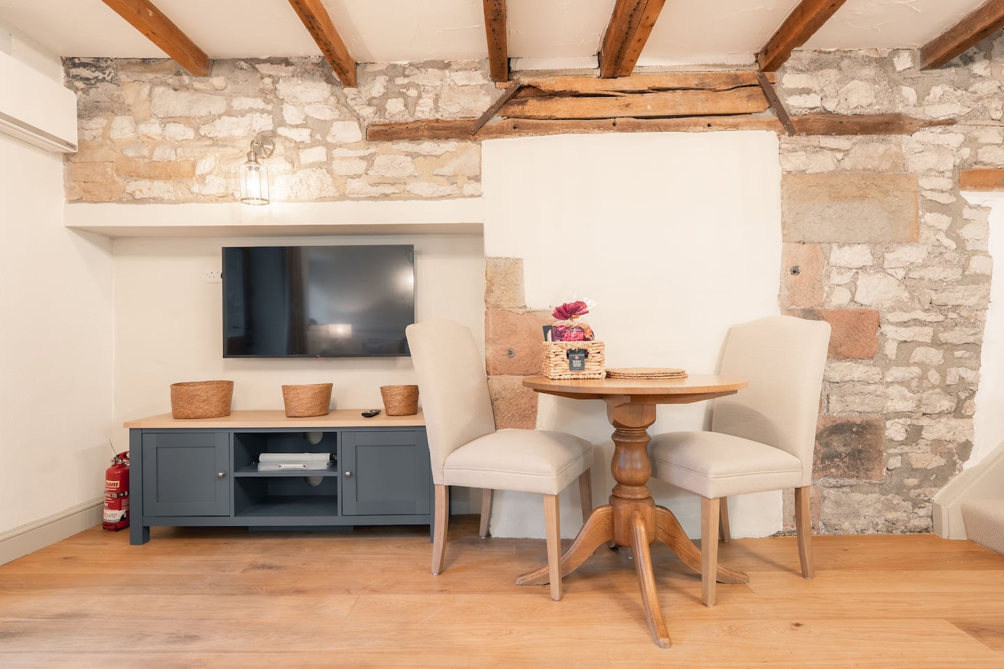 Ollerenshaw Cottage — 5
