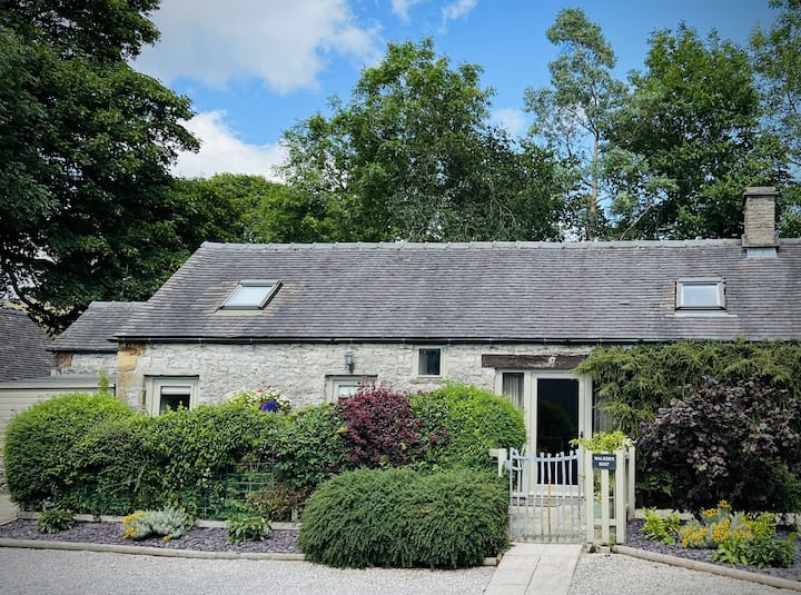 Walker's Rest | Sleeps 2 | Peak District - Longnor