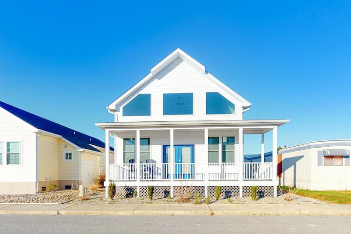 Stunning Beach House: Pool & Ac, 2 Blocks To Sand - Ocean City, MD
