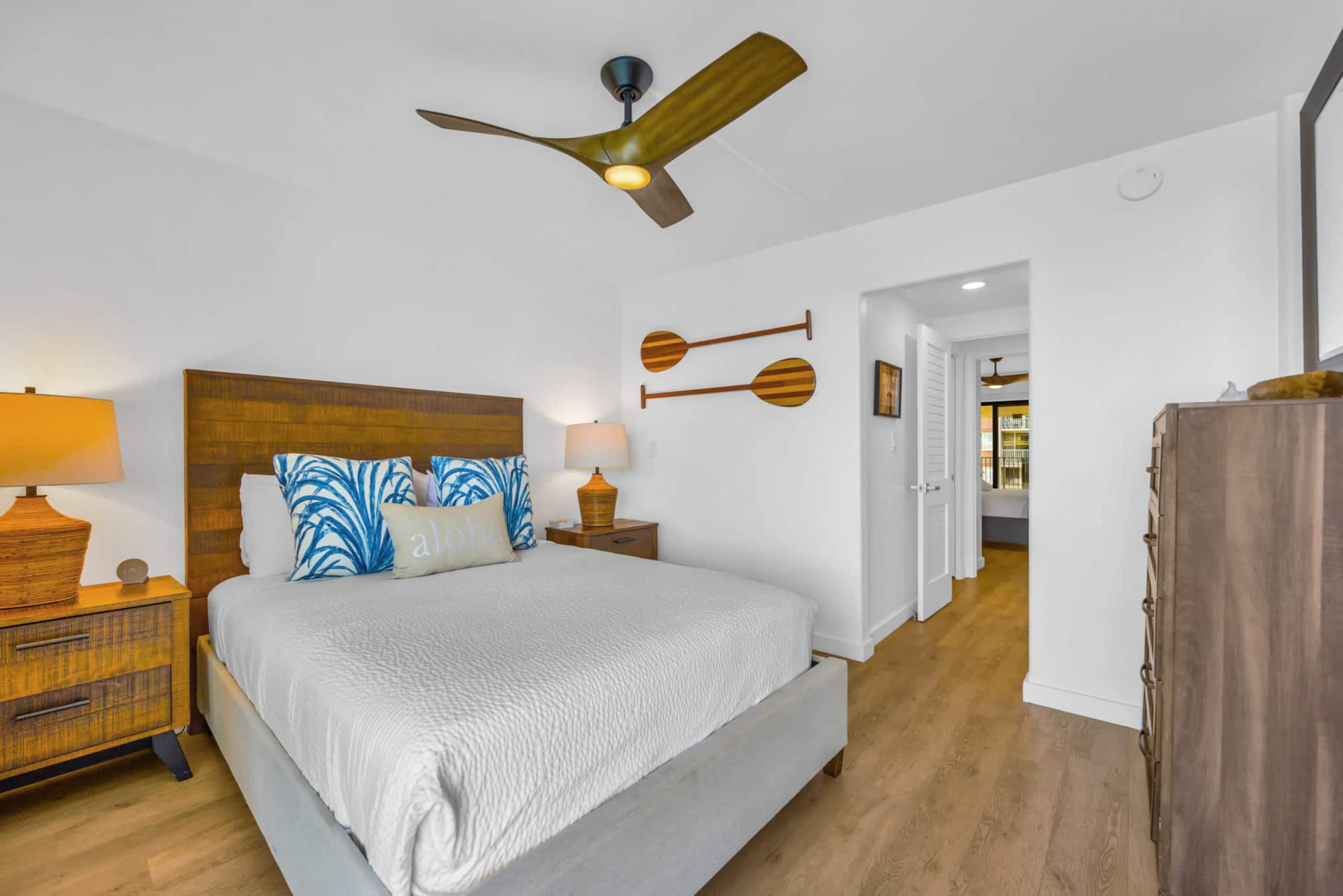 Condo in Lahaina · ★5.0 · 2 bedrooms · 3 beds · 2 private baths - Image 14