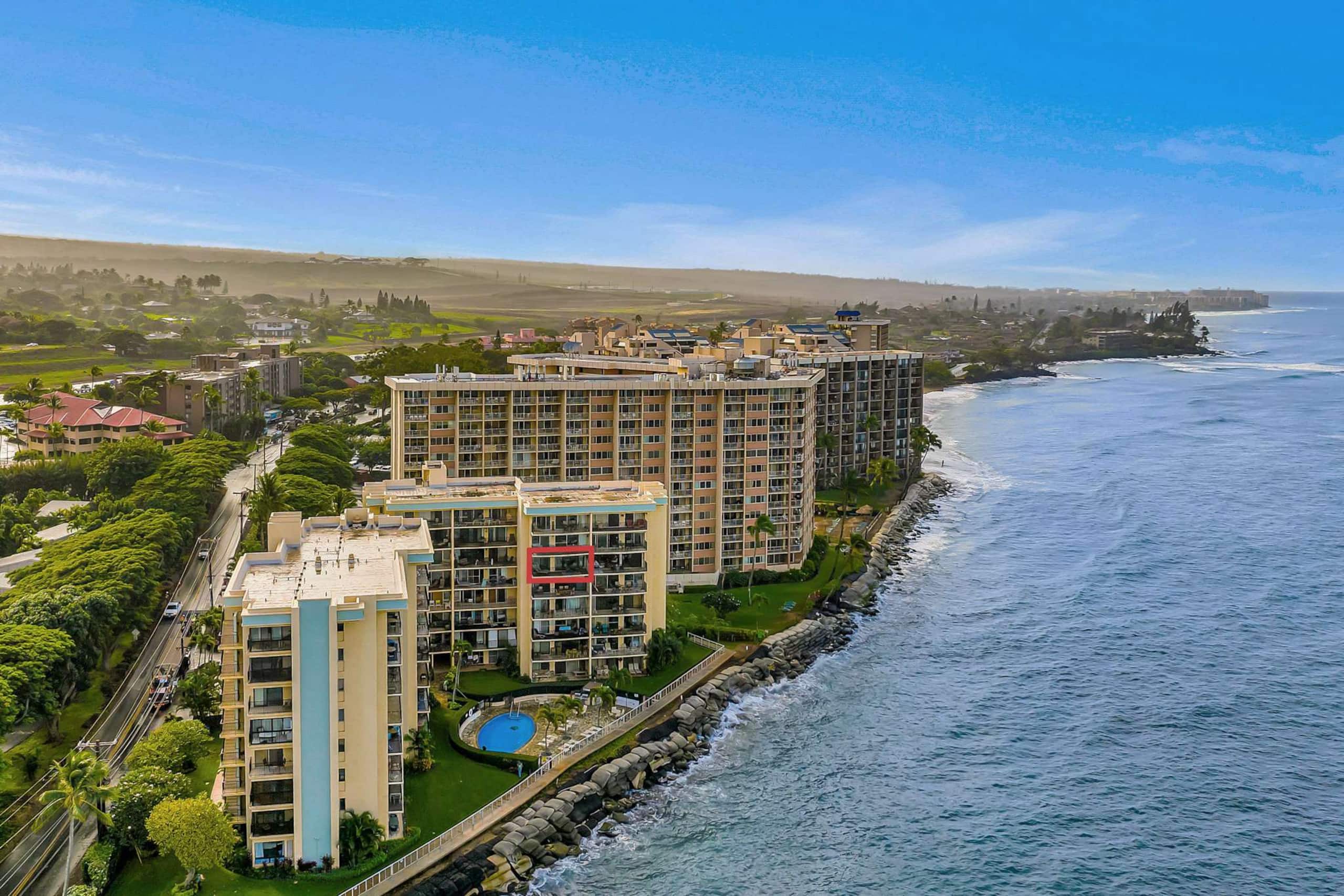 Condo in Lahaina · ★5.0 · 2 bedrooms · 3 beds · 2 private baths - Image 28