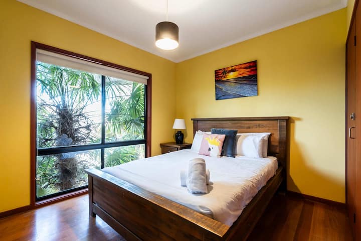 Დედოფლის საძინებლის განმარტოება