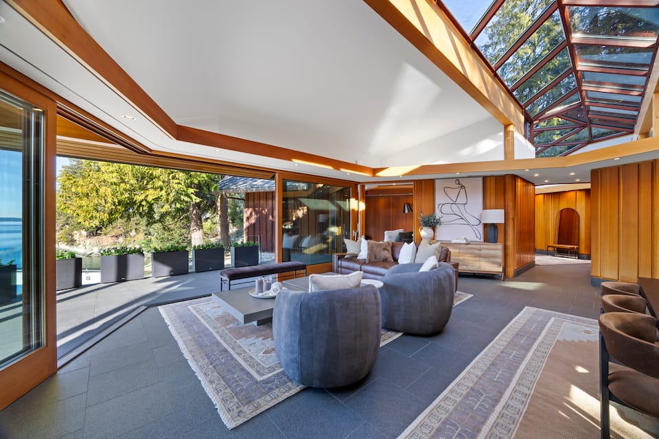 A stone-and-glass villa on Chuckanut Drive, Bellingham, Washington, United States, photo 6 of 10