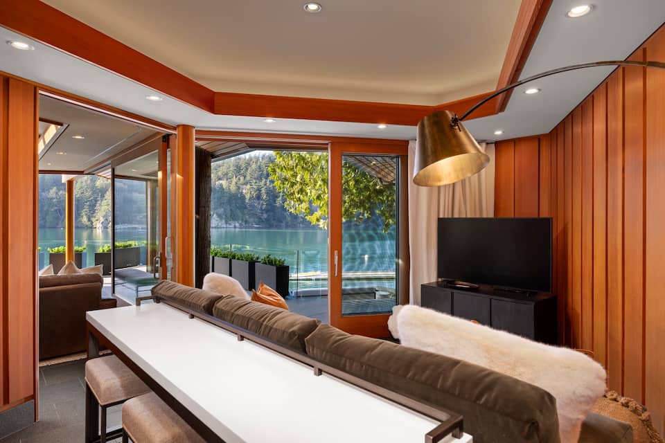A stone-and-glass villa on Chuckanut Drive, Bellingham, Washington, United States, photo 10 of 10