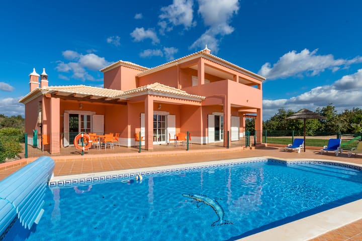 Villa Da Horta, Une Belle Villa Spacieuse Dans Un - Silves