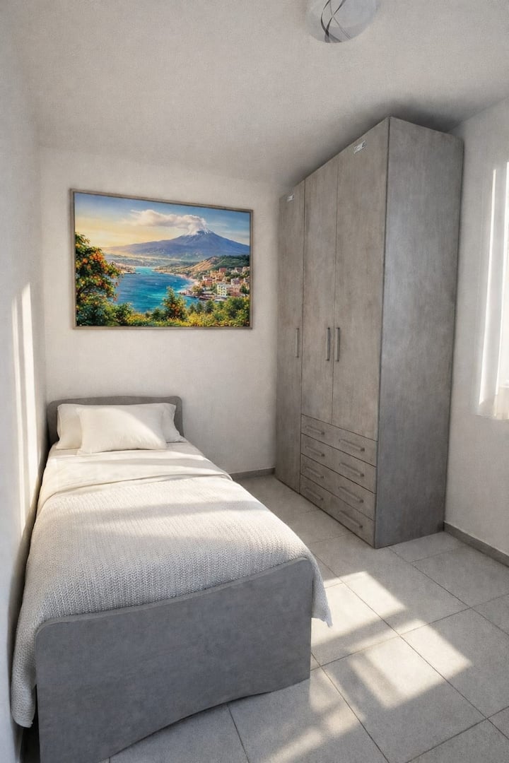 Dhomë gjumi 2