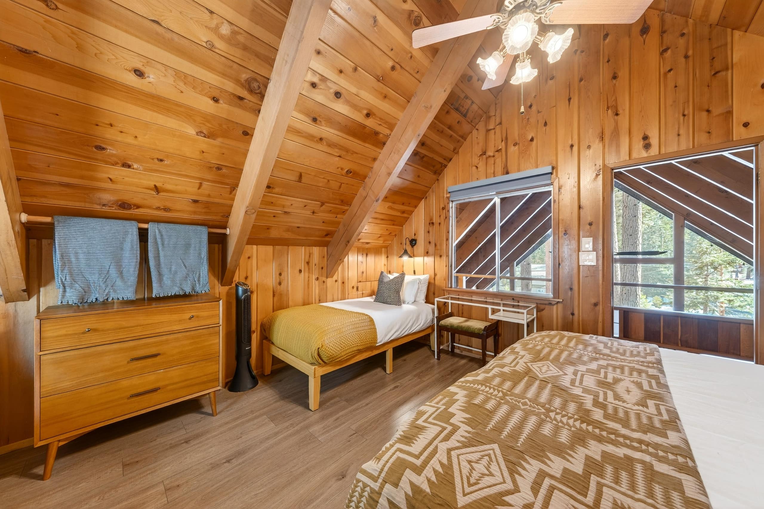 A-Frame Cabin with Hot Tub Near Palisades - Photo 27