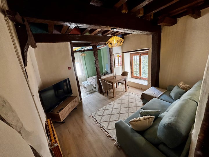 Casa Colgada “Mirador De Leonor Iii” By Gloove - Cuenca