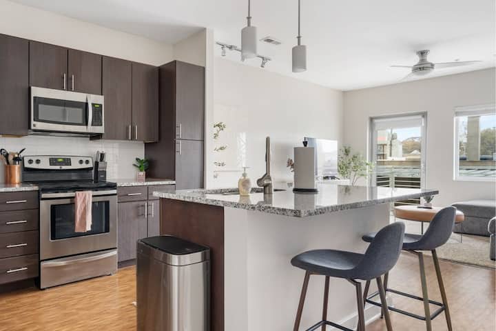 Luxury Apartment In Grandview - Upper Arlington, OH