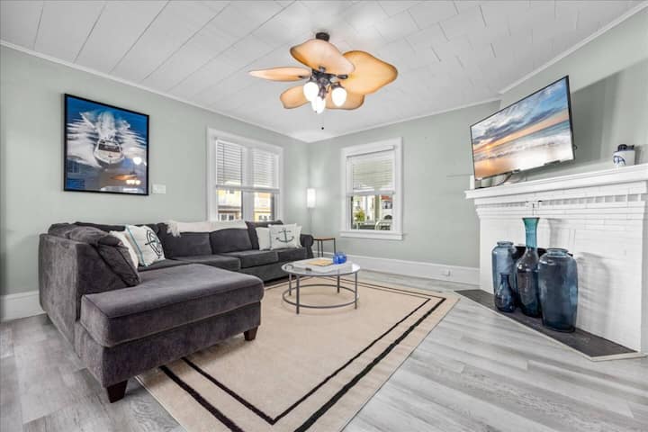 Spacious 6br Beach Block W/ Ocean Views - Ocean City, NJ