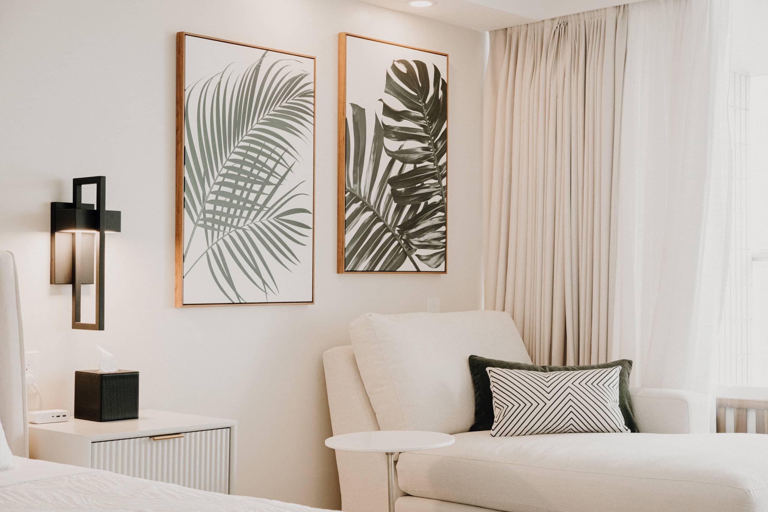 Newly Renovated, 39FL Chic Studio w/ Ocean Views - Image 2