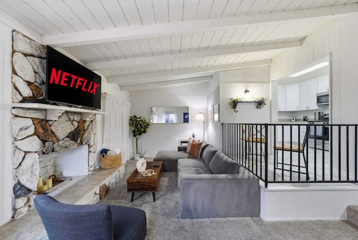 Family Friendly Modern Home W/ Hot Tub + Game Room - Chula Vista, CA