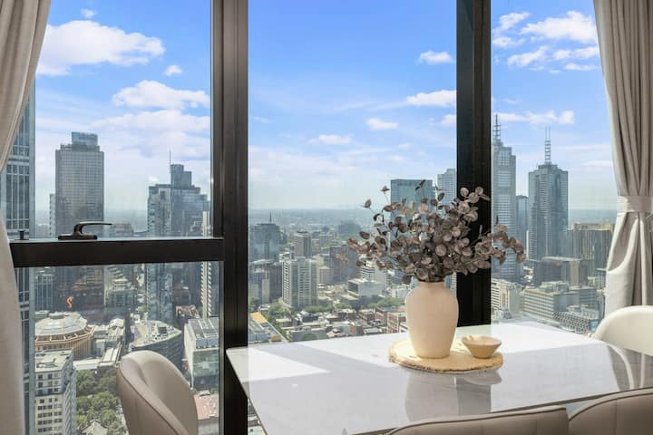 Brand New Cbd Residence With Jaw-dropping Views - Melbourne